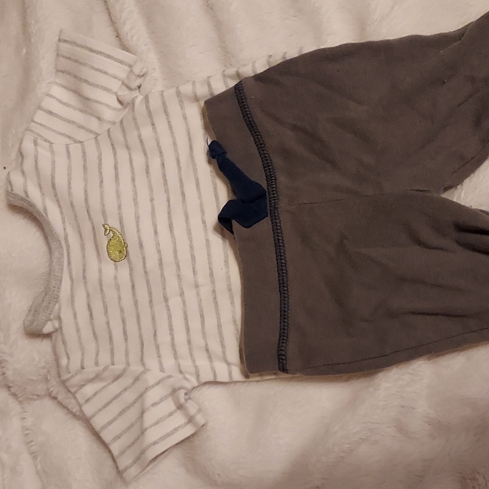 Whale onsie with yoga pants